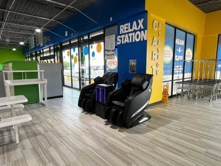 Laundry R Us store interior with signage and seating